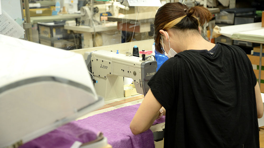 オーダースーツの縫製工場