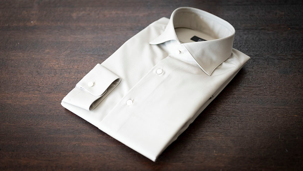 白シャツだけでないオーダーシャツの魅力。色を拾ってコーディネイトする件。