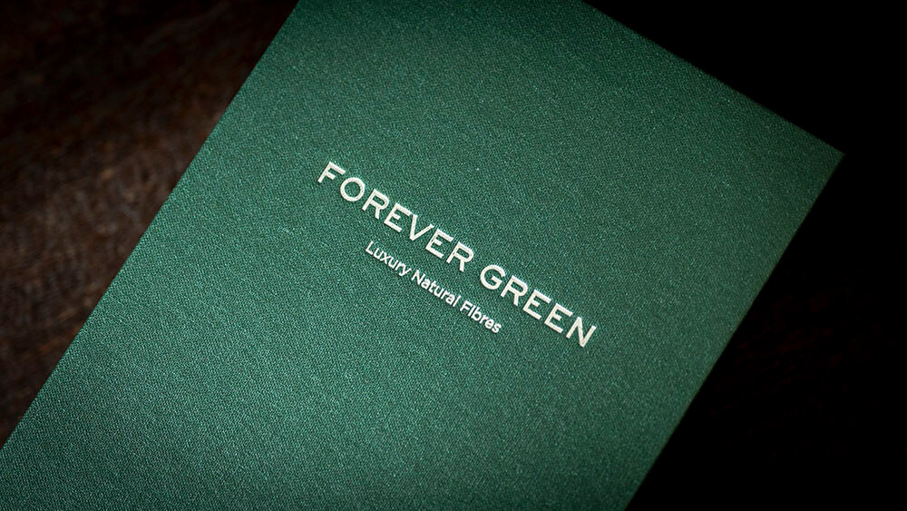 【DORMEUIL】FOREVER GREEN (フォーエバーグリーン) 快適さとエレガンスを融合させたジャケット & トラウザーズコレクション