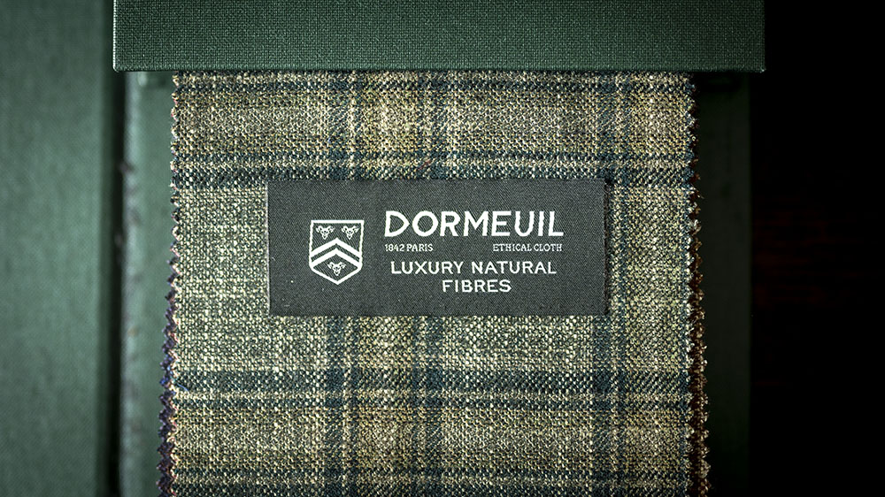 【DORMEUIL】FOREVER GREEN (フォーエバーグリーン) 快適さとエレガンスを融合させたジャケット & トラウザーズコレクション