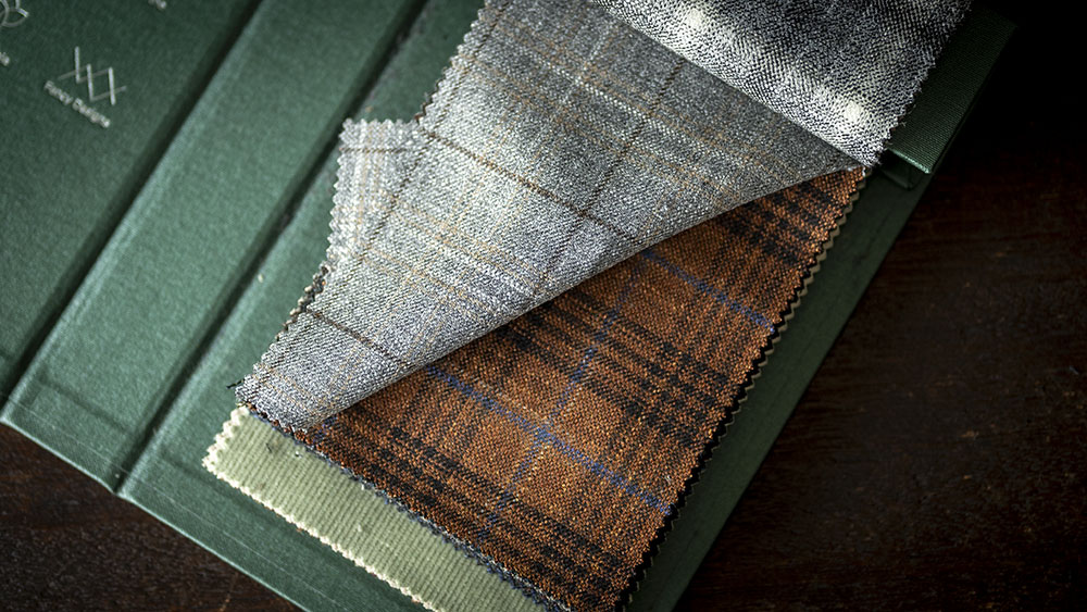 【DORMEUIL】FOREVER GREEN (フォーエバーグリーン) 快適さとエレガンスを融合させたジャケット & トラウザーズコレクション