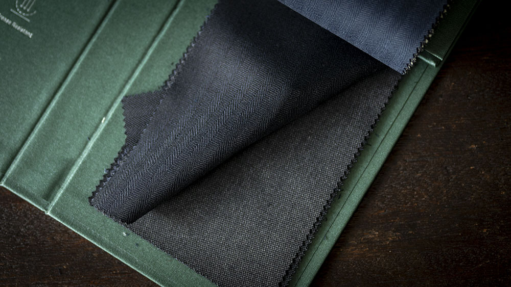 【2025秋冬 DORMEUIL】KRONO Royal11 (クロノ ロイヤルイレブン) ビジネスユースしやすいスーツコレクション