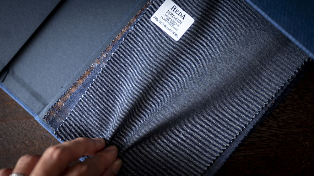【2025-26AW】REDA (レダ) イタリア製らしい滑らかな “ストレッチスーツ生地” をご紹介します。