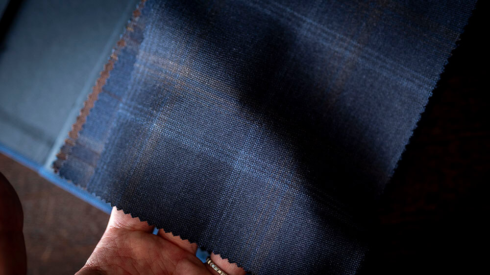 【2025-26AW】REDA (レダ) イタリア製らしい滑らかな “ストレッチスーツ生地” をご紹介します。