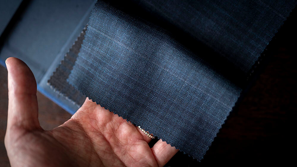 【2025-26AW】REDA (レダ) イタリア製らしい滑らかな “ストレッチスーツ生地” をご紹介します。