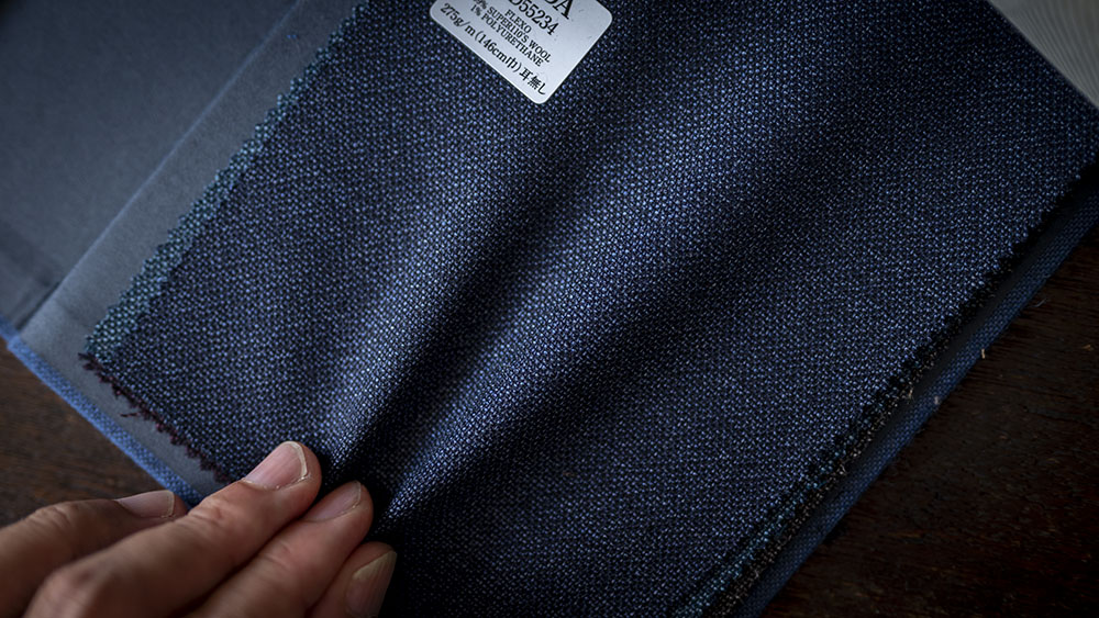 【2025-26AW】REDA (レダ) イタリア製らしい滑らかな “ストレッチスーツ生地” をご紹介します。