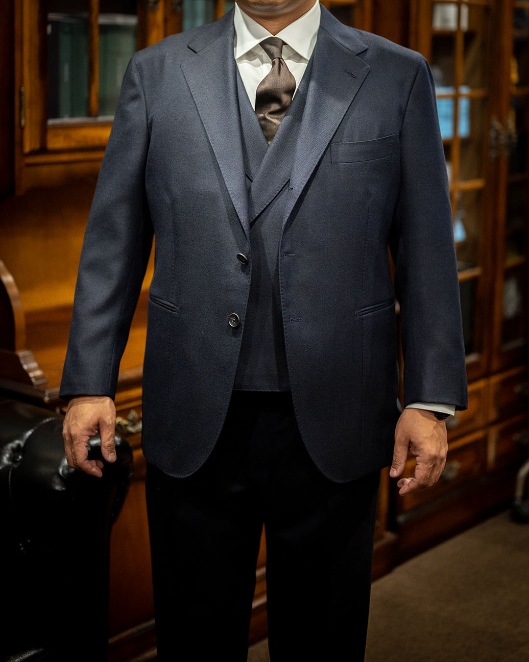 【株式会社世輝 下田哲史様】仮縫いを経て完成したオーダースーツ ~SCABAL CLASSICS 360g/m~