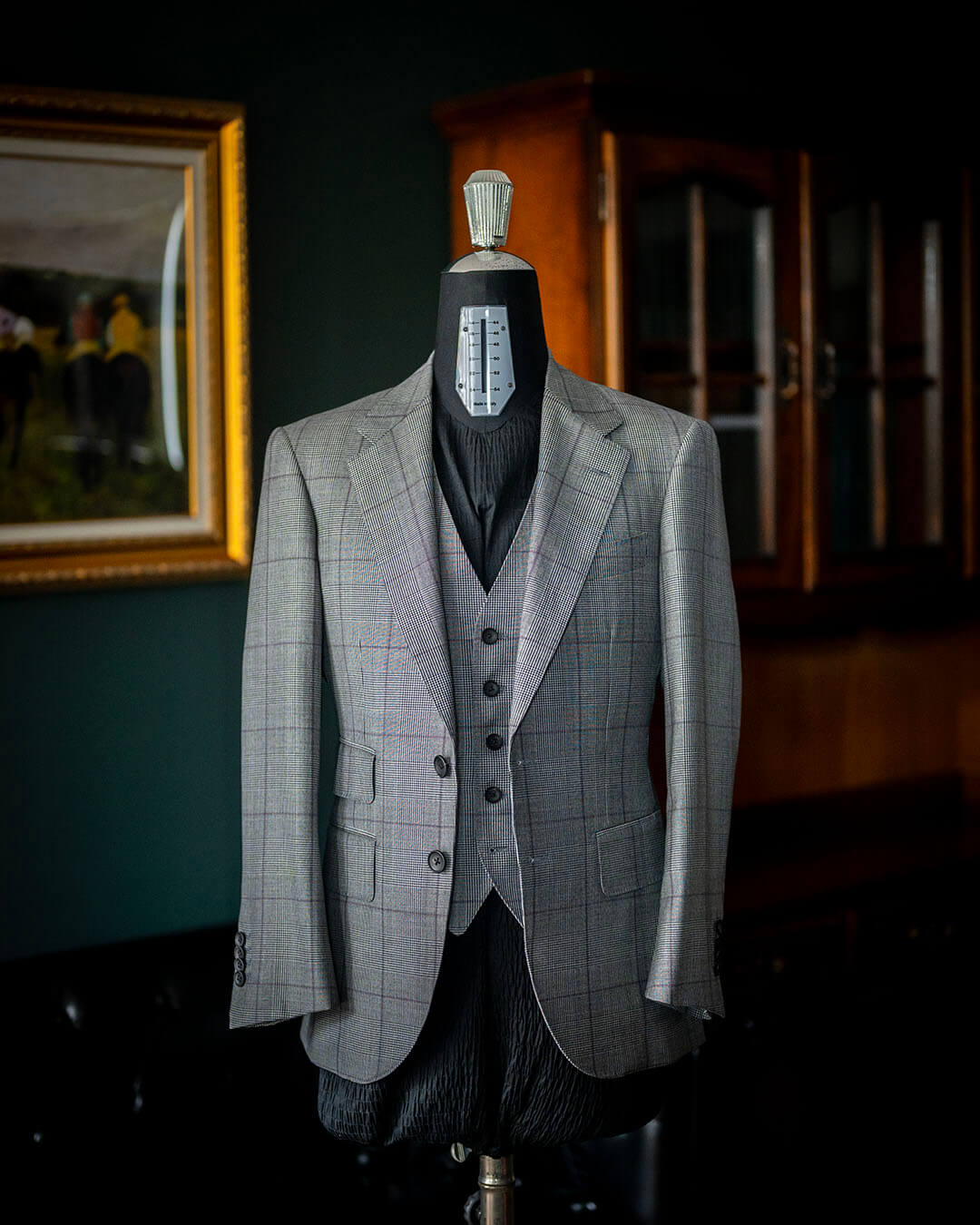 【成人を迎える一着】S様ご子息様の晴れの日のスーツ ～イタリア製グレンチェック生地を使用～