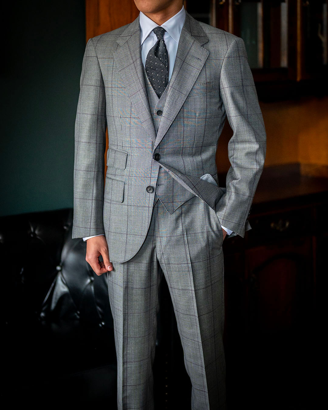 【成人を迎える一着】S様ご子息様の晴れの日のスーツ ～イタリア製グレンチェック生地を使用～
