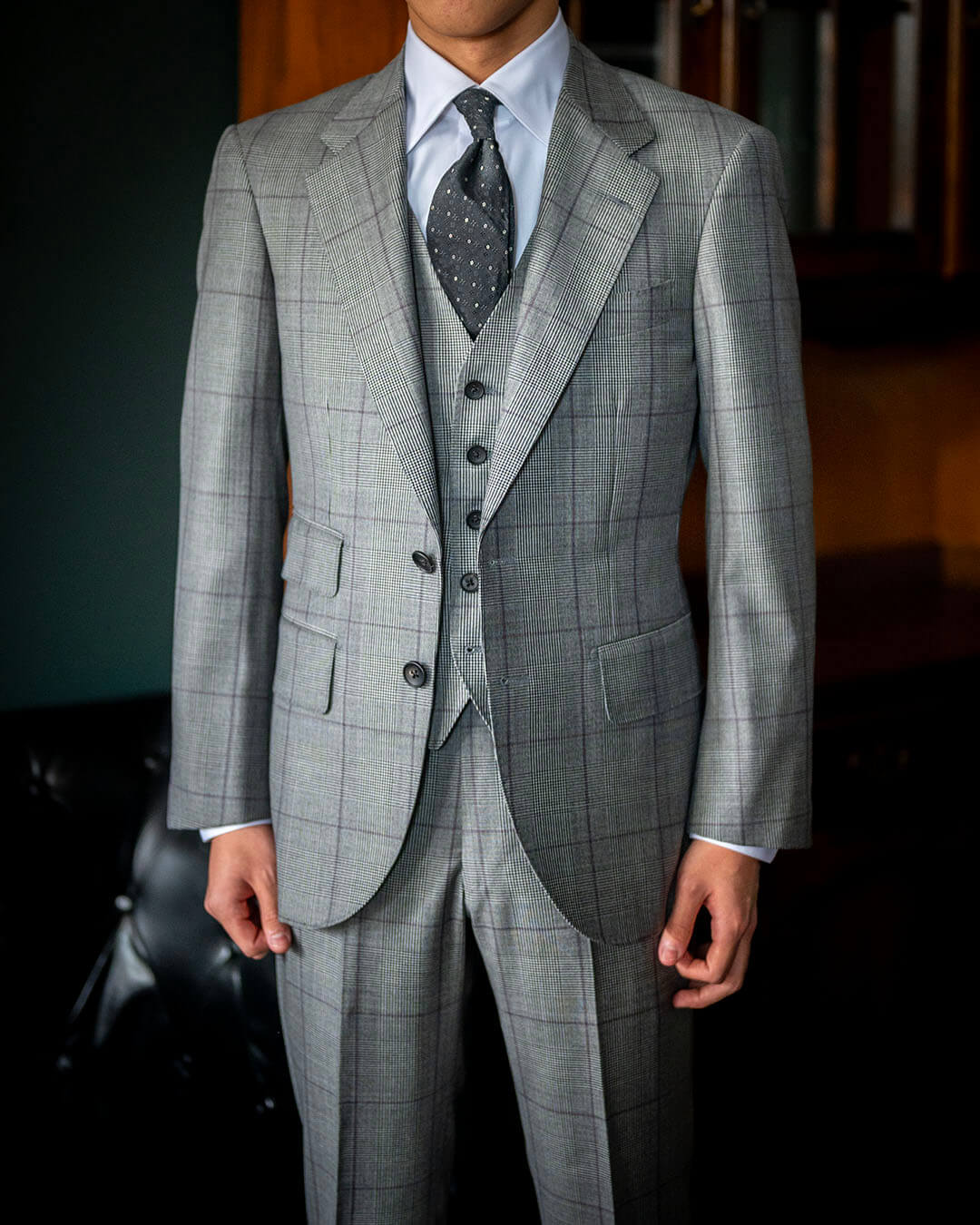 【成人を迎える一着】S様ご子息様の晴れの日のスーツ ～イタリア製グレンチェック生地を使用～