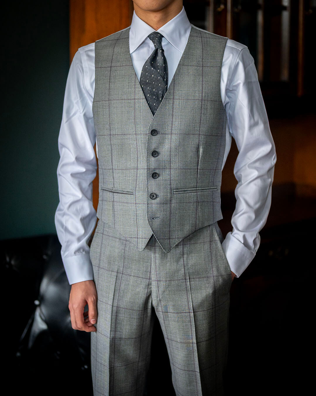 【成人を迎える一着】S様ご子息様の晴れの日のスーツ ～イタリア製グレンチェック生地を使用～