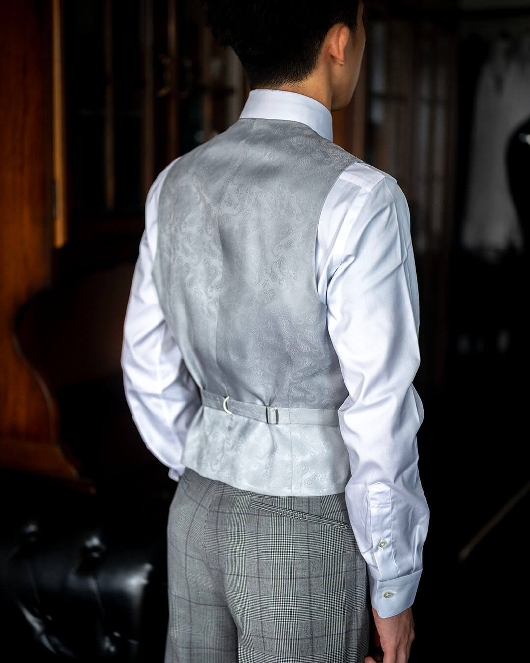 【成人を迎える一着】S様ご子息様の晴れの日のスーツ ～イタリア製グレンチェック生地を使用～