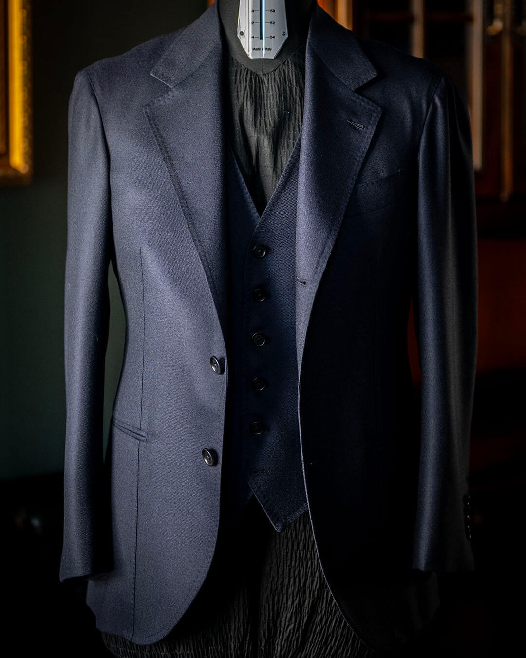 【鳥形の私物】英国製300gマットウーステッドでつくる三つ揃いのオーダースーツ