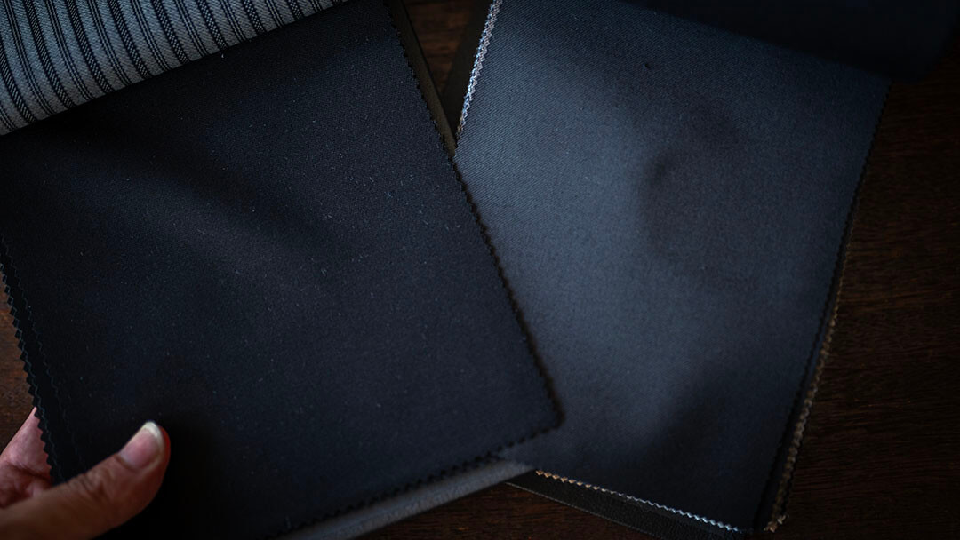 店主、礼服を新しくしました。~選ぶべき黒い生地と、好ましい仕様をご紹介します~