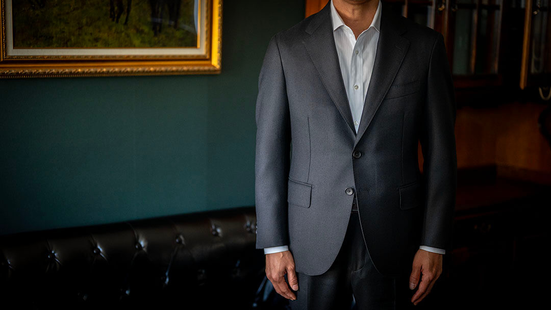 【N様の秋冬ジャケット】シャツとスラックスの上に、日常で活躍するオーダージャケット