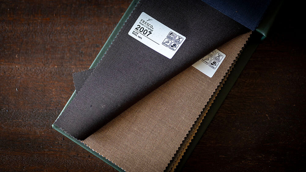 【春夏生地】HOLLAND & SHERRY “AIRESCO (エアレスコ)” と英国、日本製のフレスコ素材が新たにEGRETまで到着しました。