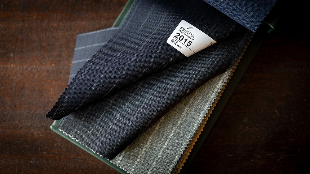 【春夏生地】HOLLAND & SHERRY “AIRESCO (エアレスコ)” と英国、日本製のフレスコ素材が新たにEGRETまで到着しました。