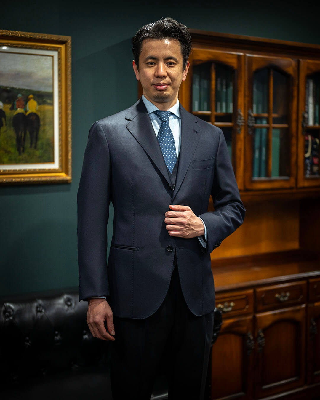 【重い目付のクラシカルな生地】ご愛顧いただいている田中様のオーダースーツ