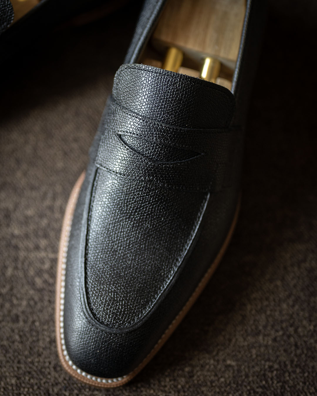 【足元にさりげない個性を】姫路のオーダースーツ店EGRETが展開するオーダーシューズ紹介