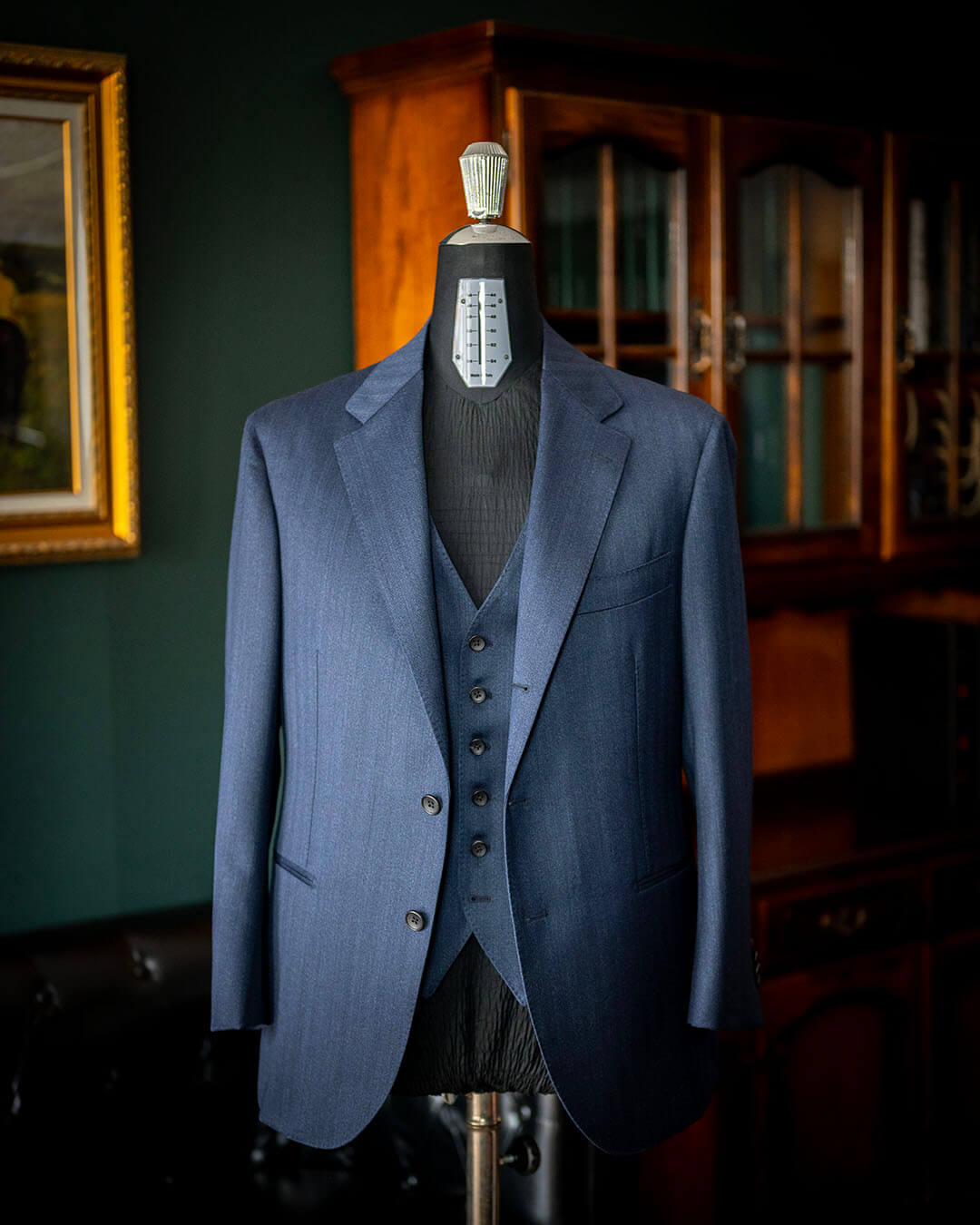 【五光興産　倉掛雅行様】サスペンダーで吊る三つ揃いのオーダースーツ