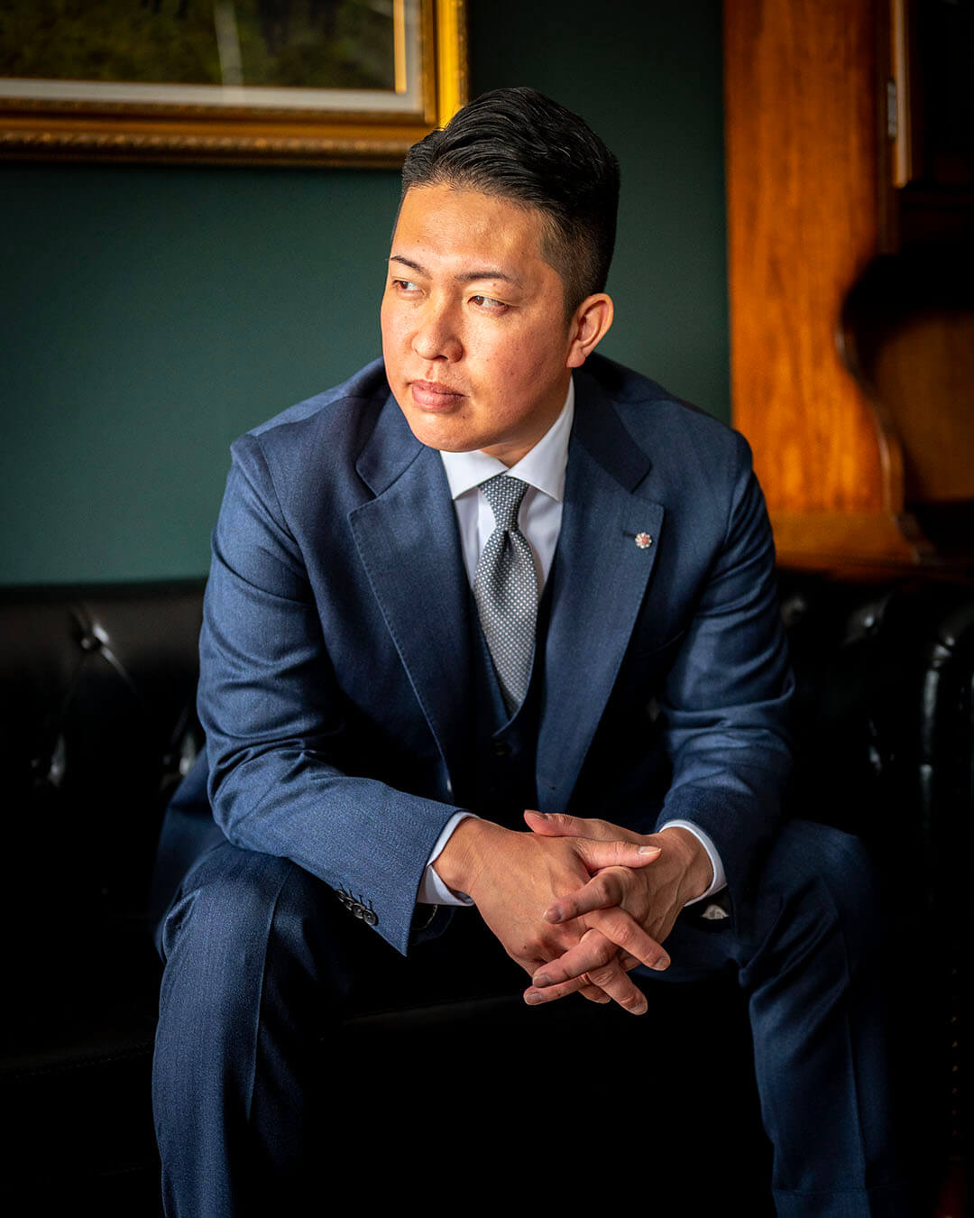 【五光興産　倉掛雅行様】サスペンダーで吊る三つ揃いのオーダースーツ