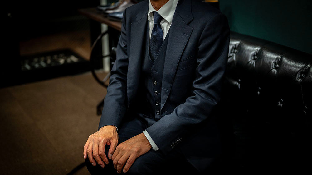 【I様のオーダースーツ】息子に仕立ての良いスーツを体感してほしいという想い