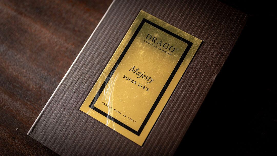 【DRAGO ドラゴ】特別な生地のなかから姫路のオーダースーツ店EGRETで取扱うのは...